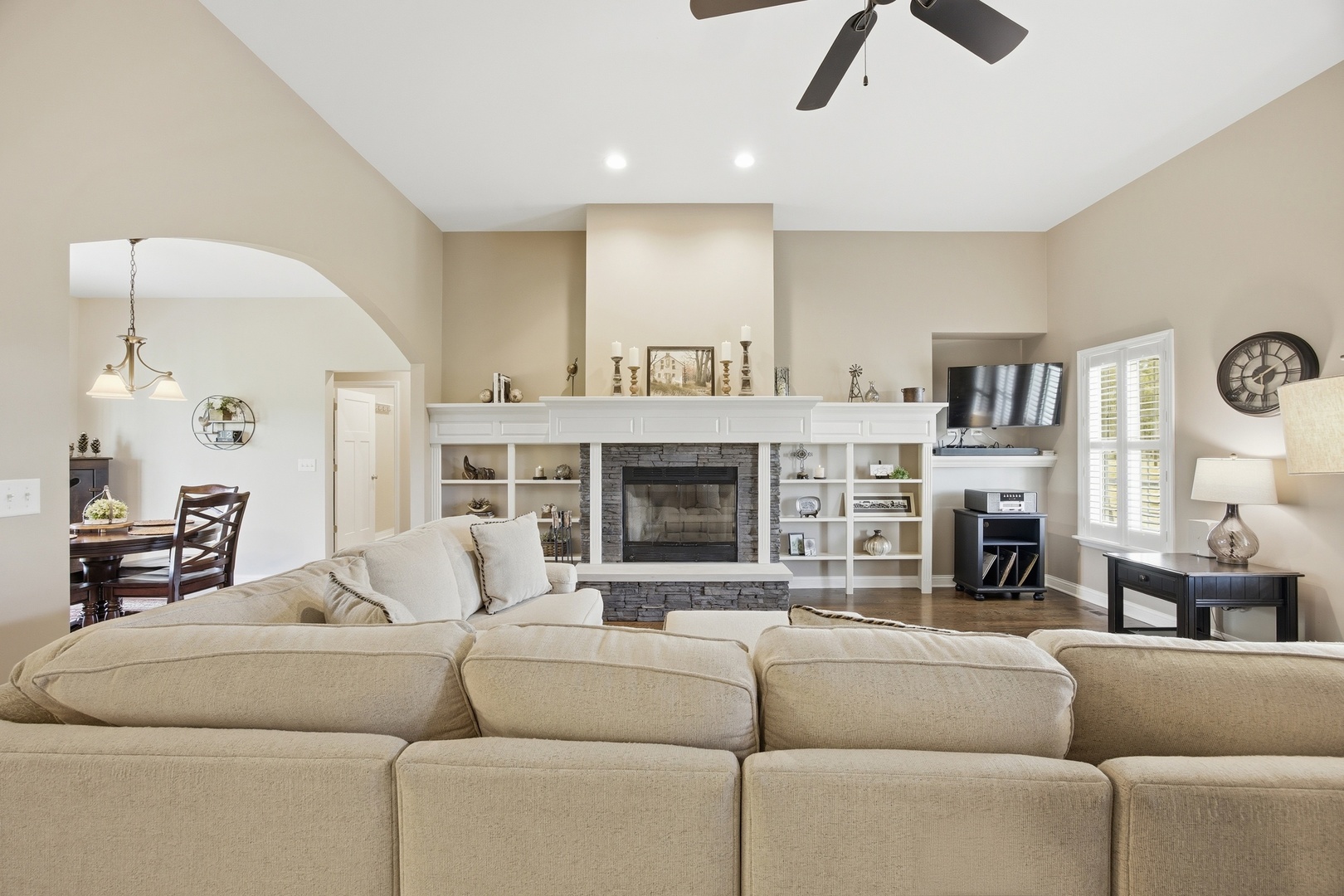 20809 Bunker Hill Road Marengo, IL 60152 - Photo 10 of 44