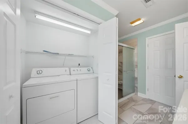 $325,000 | 154 39th Ave Court Northwest, Hickory, NC 28601