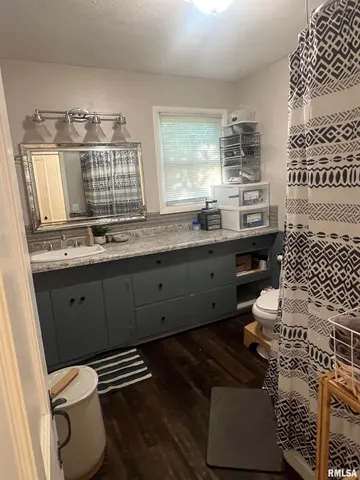 $149,900 | 1660 Elmwood Street, Jacksonville, IL 62650