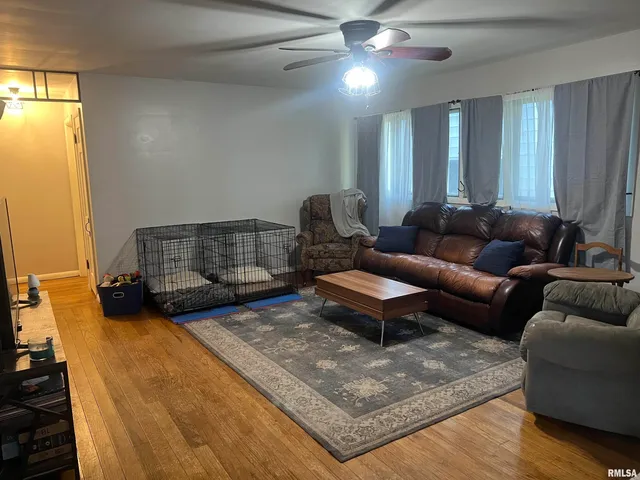 $149,900 | 1660 Elmwood Street, Jacksonville, IL 62650