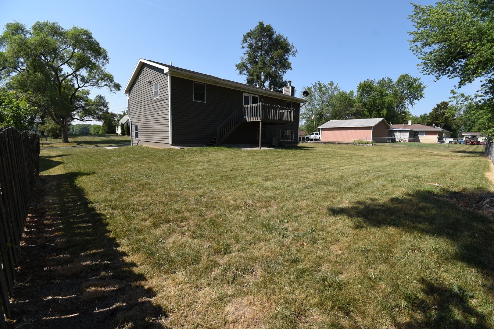 406 Garfield Road Fox Lake, IL 60041 - Photo 33 of 33 a front view of house with yard and trees