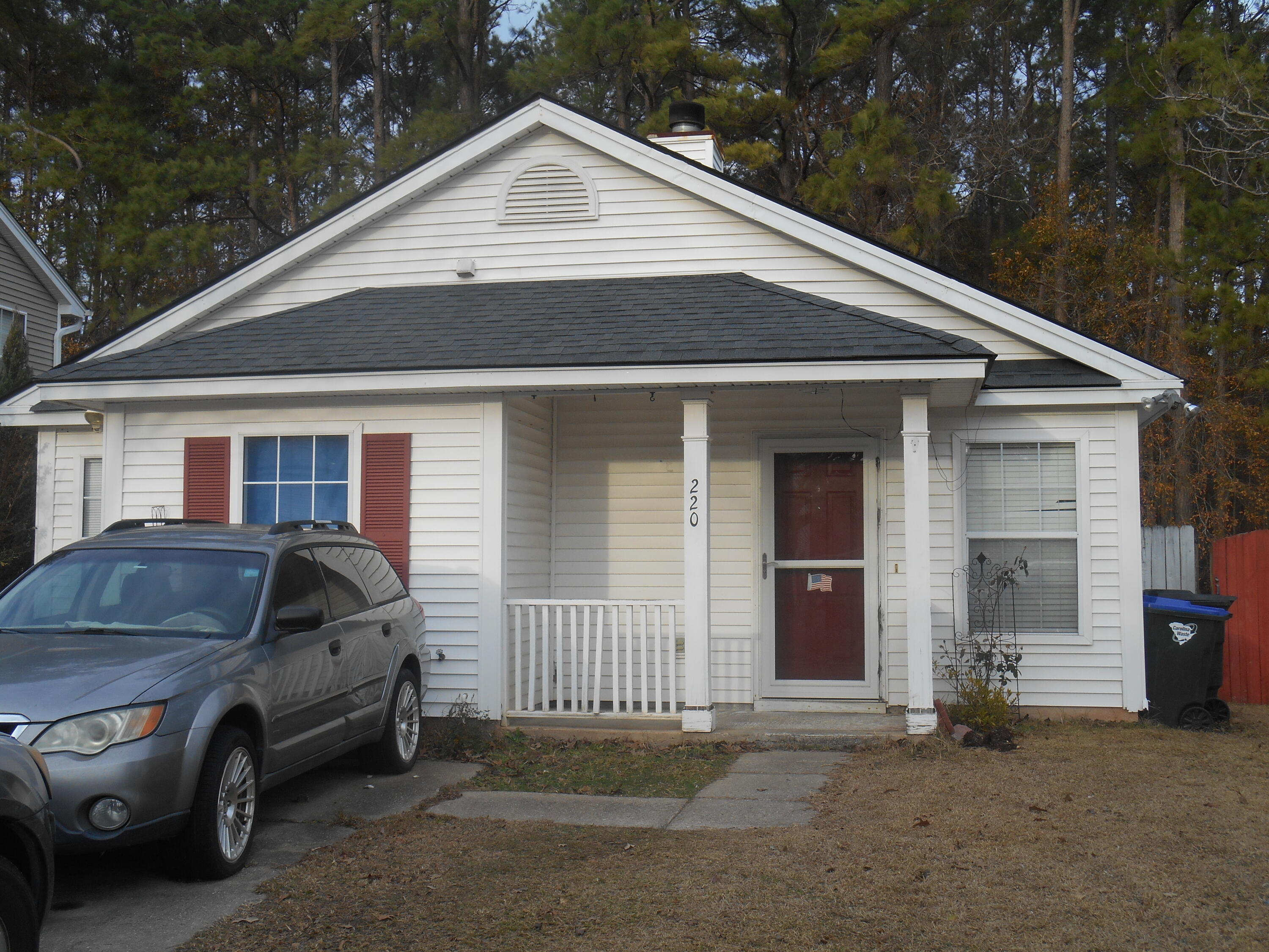 220 2 Pond Loop Ladson, SC 29456 - Photo 1 of 10 DSCN0093