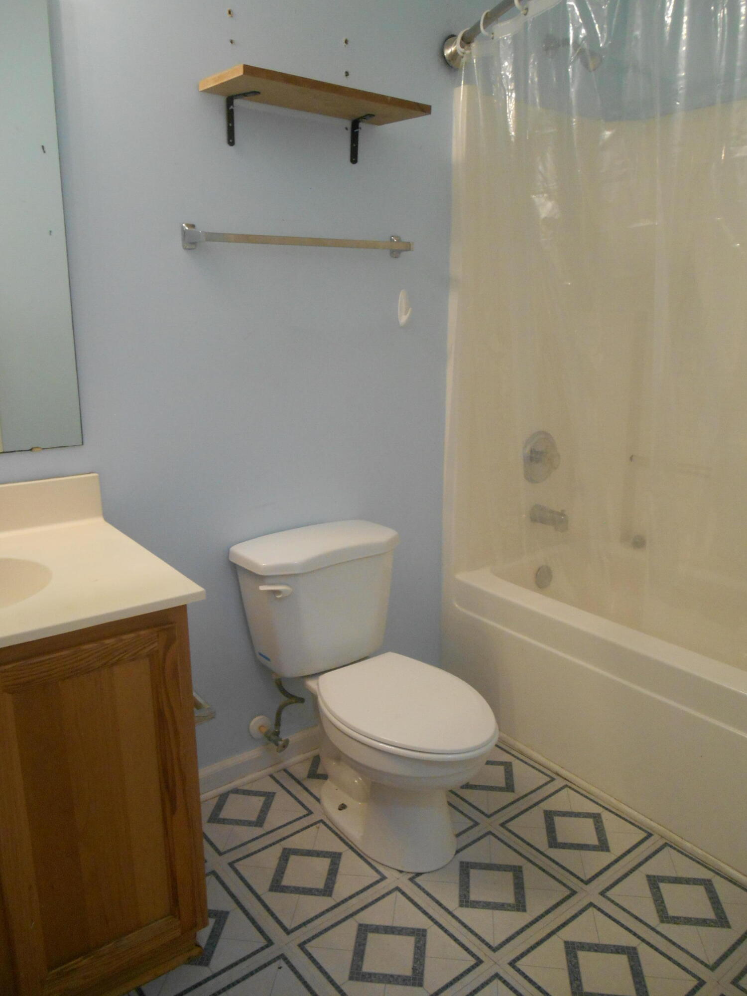 220 2 Pond Loop Ladson, SC 29456 - Photo 8 of 10 DSCN0090