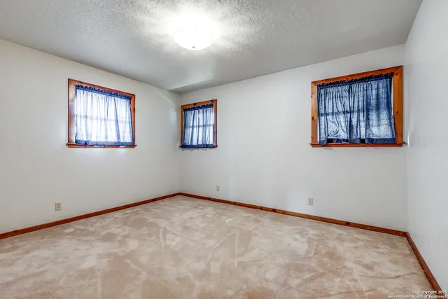 $409,000 | 707 Berry Ranch Road, Pearsall, TX 78061