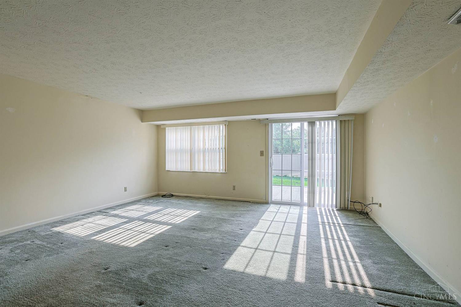 10555 Montgomery Road, Unit 35 Cincinnati, OH 45242 - Photo 16 of 30 Gallery Image 16
