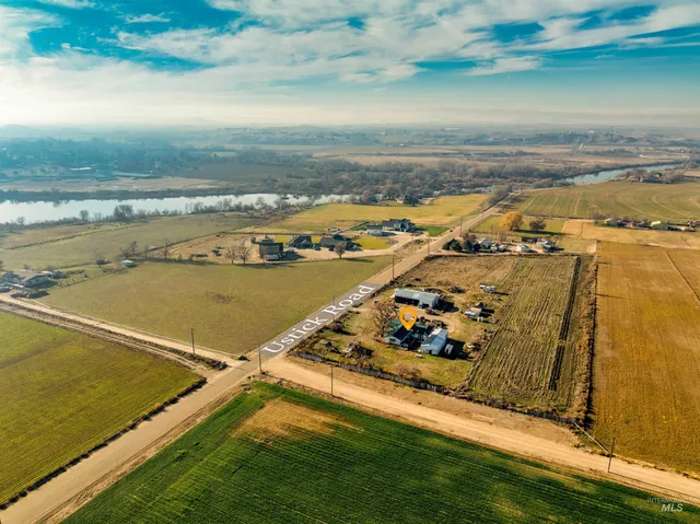 $675,000 | 27294 Ustick Road, Wilder, ID 83676