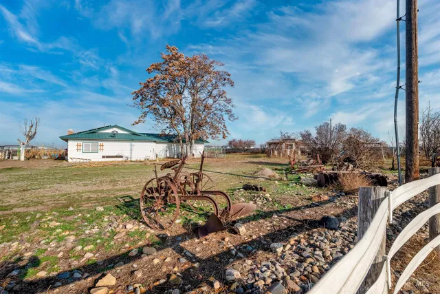 $675,000 | 27294 Ustick Road, Wilder, ID 83676