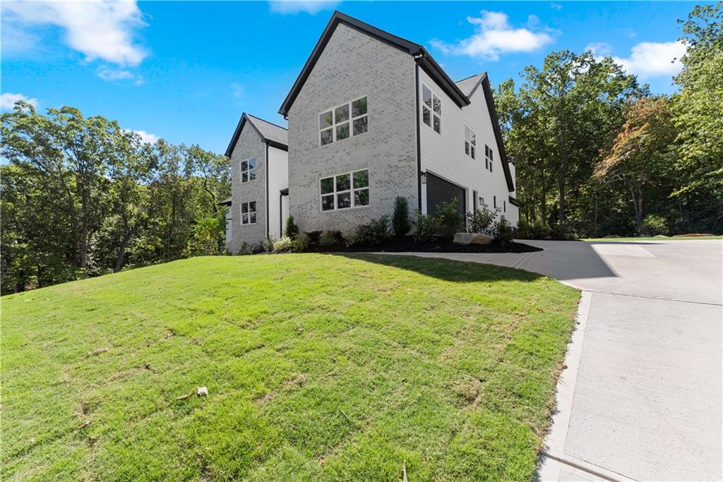 136 Lakeview Way Baldwin, GA 30511 - Photo 7 of 80 Gallery Image 7