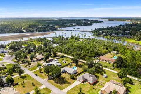 $305,000 | 541 Blue Heron Drive, Panama City, FL 32404