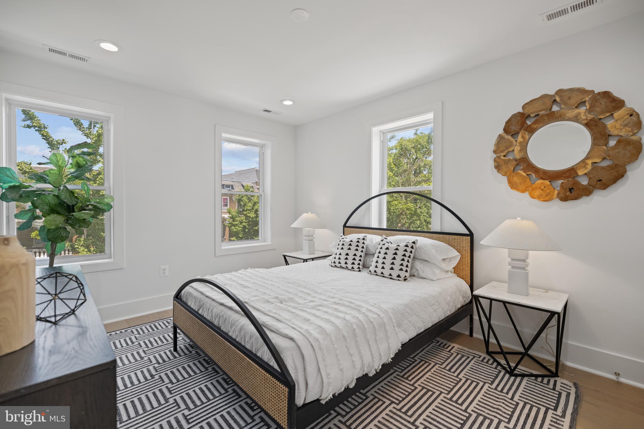 1725 Bay Street Southeast Washington, DC 20003 - Photo 39 of 54 Gallery Image 39