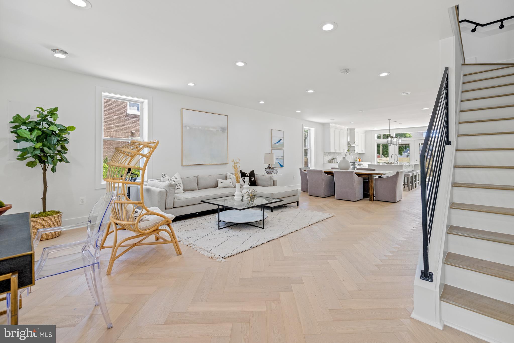 1725 Bay Street Southeast Washington, DC 20003 - Photo 9 of 54 Gallery Image 9