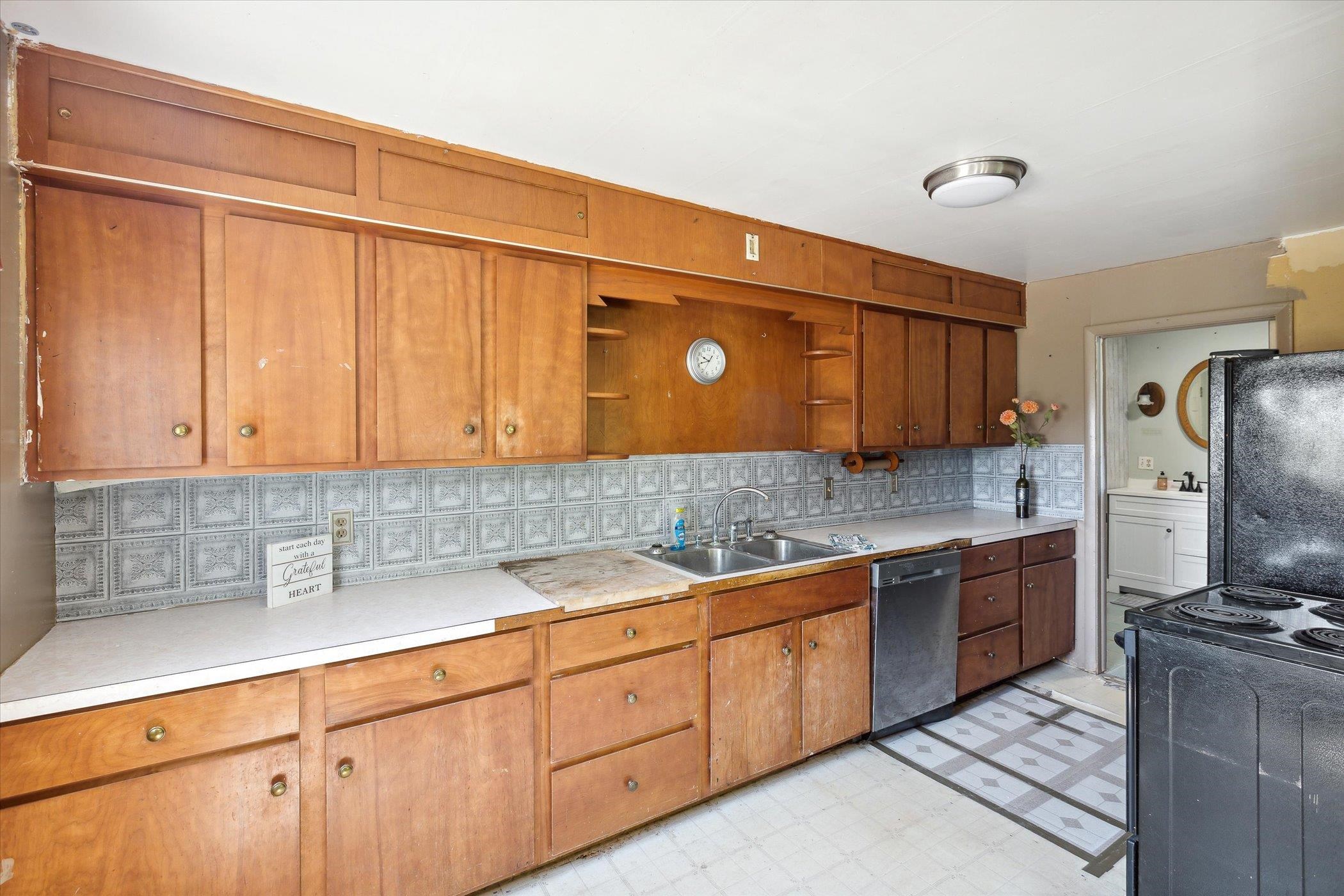 5865 West Burns Road Coleman, MI 48618 - Photo 10 of 30