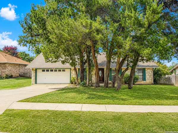 $1,695 | 16606 Martins Ferry Street, San Antonio, TX 78247