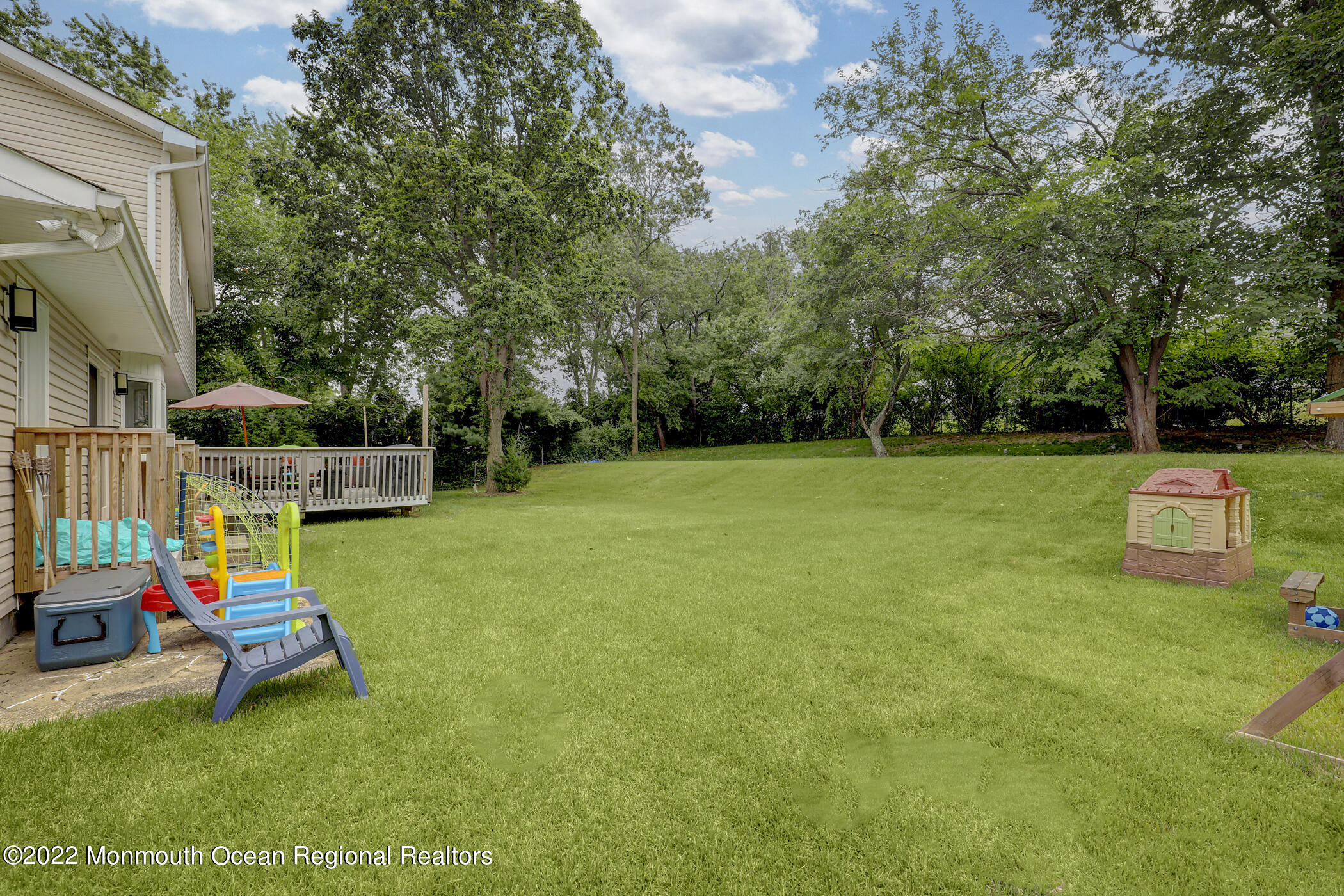 5 Stockport Way Howell, NJ 07731 - Photo 29 of 30 30 - Backyard