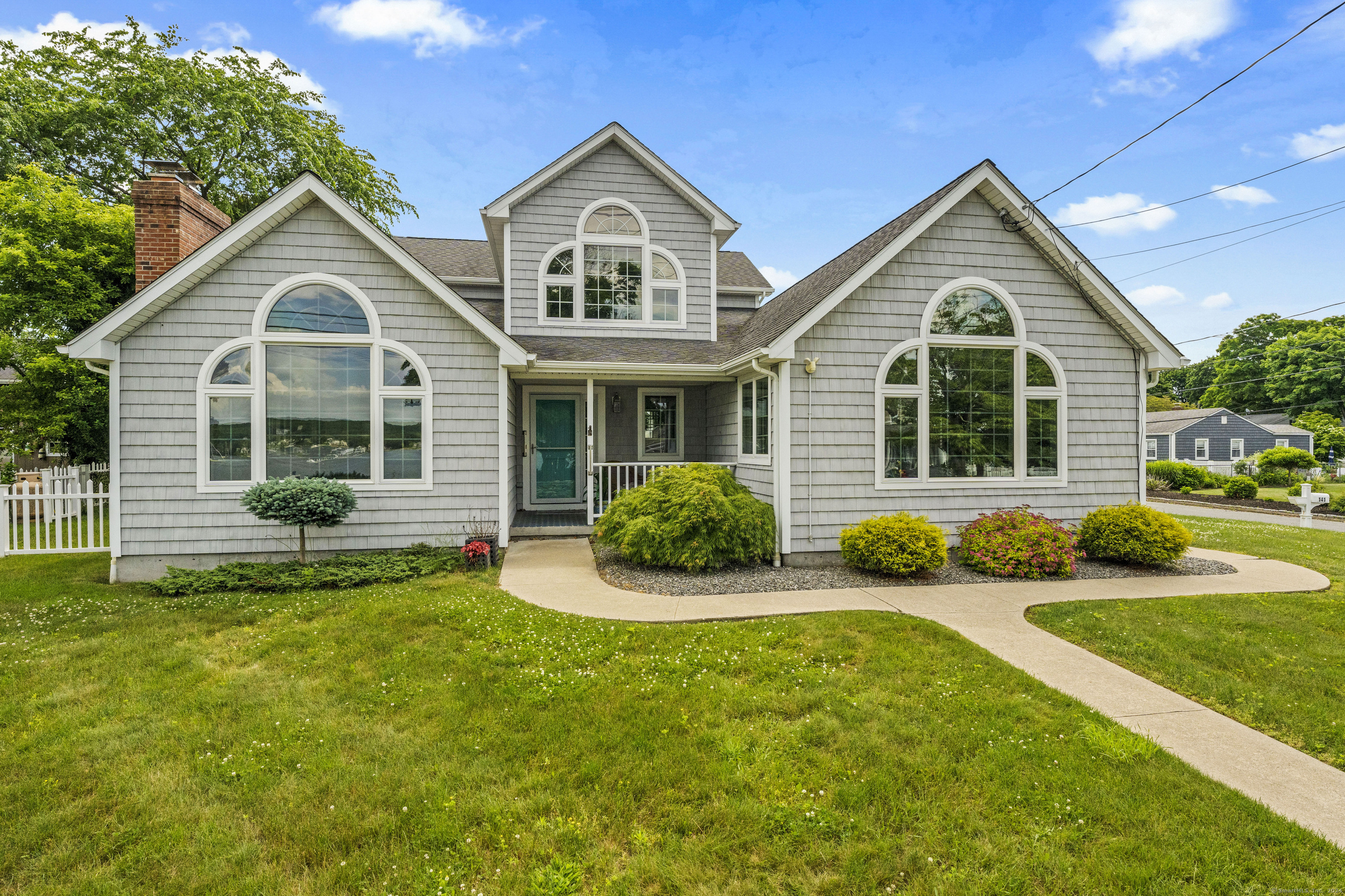 141 Niantic River Road Waterford, CT 06385 - Photo 1 of 1