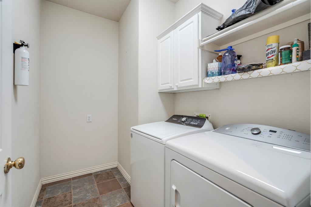1105 Lamplight Way Allen, TX 75013 - Photo 39 of 40 a utility room with dryer and washer