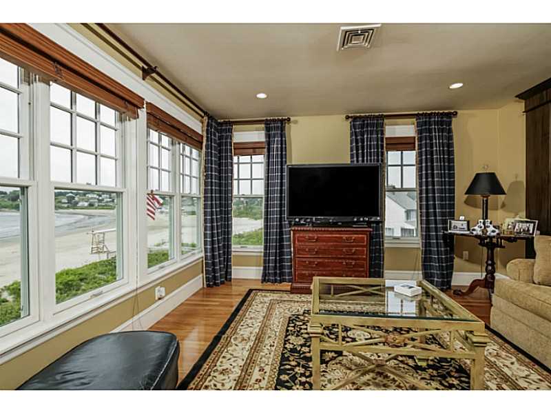 21 Dunes Road Narragansett, RI 02882 - Photo 9 of 23 Exterior Front.