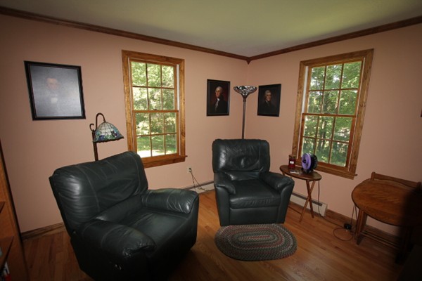 61 Lawton Road Shirley, MA 01464 - Photo 14 of 30 Gallery Image 14