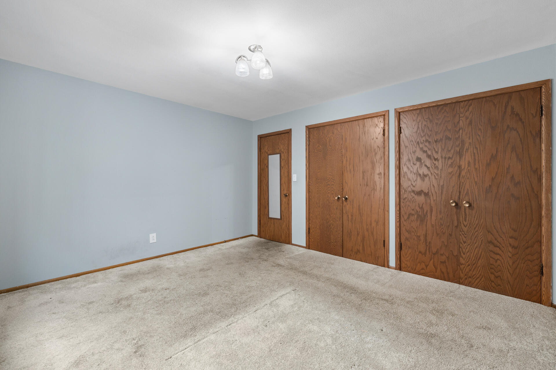 4434 North Oakland Avenue, Unit 206 Shorewood, WI 53211 - Photo 14 of 22 12-Interior_4434 N. Oakland Ave #206