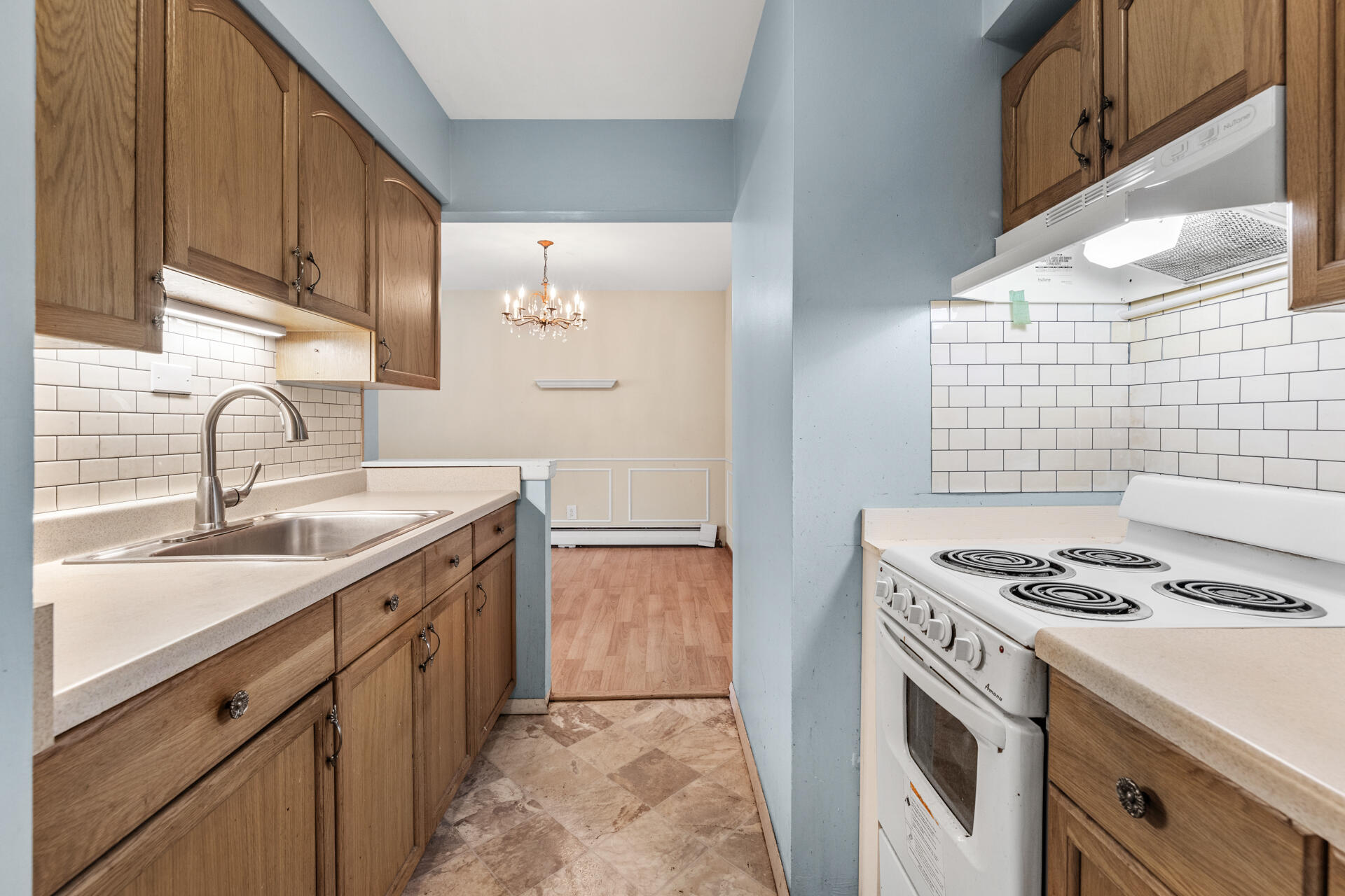 4434 North Oakland Avenue, Unit 206 Shorewood, WI 53211 - Photo 10 of 22 8-Interior_4434 N. Oakland Ave #206