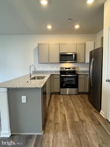 $2,050 | 102 Willett Hollow Street, Stephens City, VA 22655