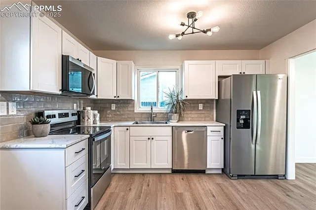 $349,000 | 1010 Florence Avenue, Colorado Springs, CO 80905