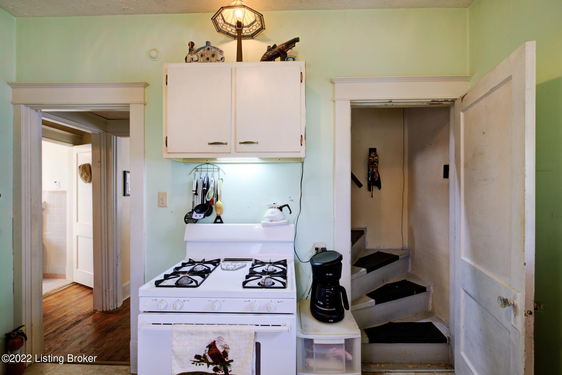 813 Reading Road Louisville, KY 40217 - Photo 7 of 17 GSP-813_Reading_Rd-9