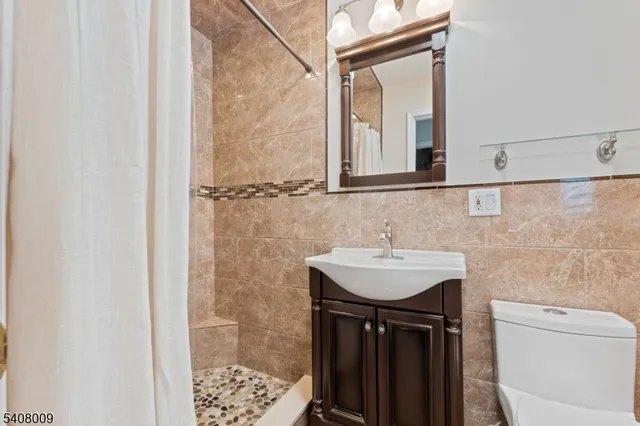 $850,000 | 105 Stephen Way, Hillsborough, NJ 08844