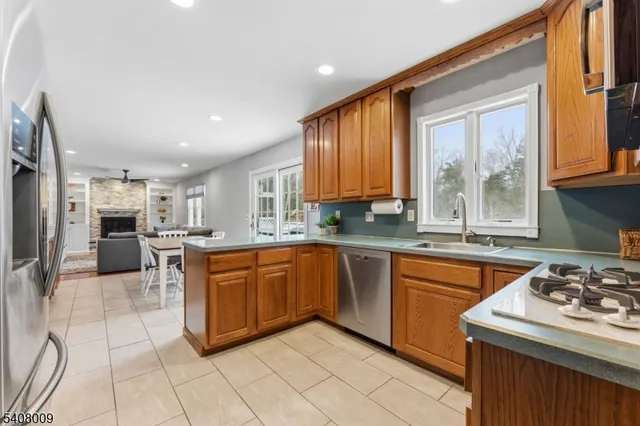 $850,000 | 105 Stephen Way, Hillsborough, NJ 08844