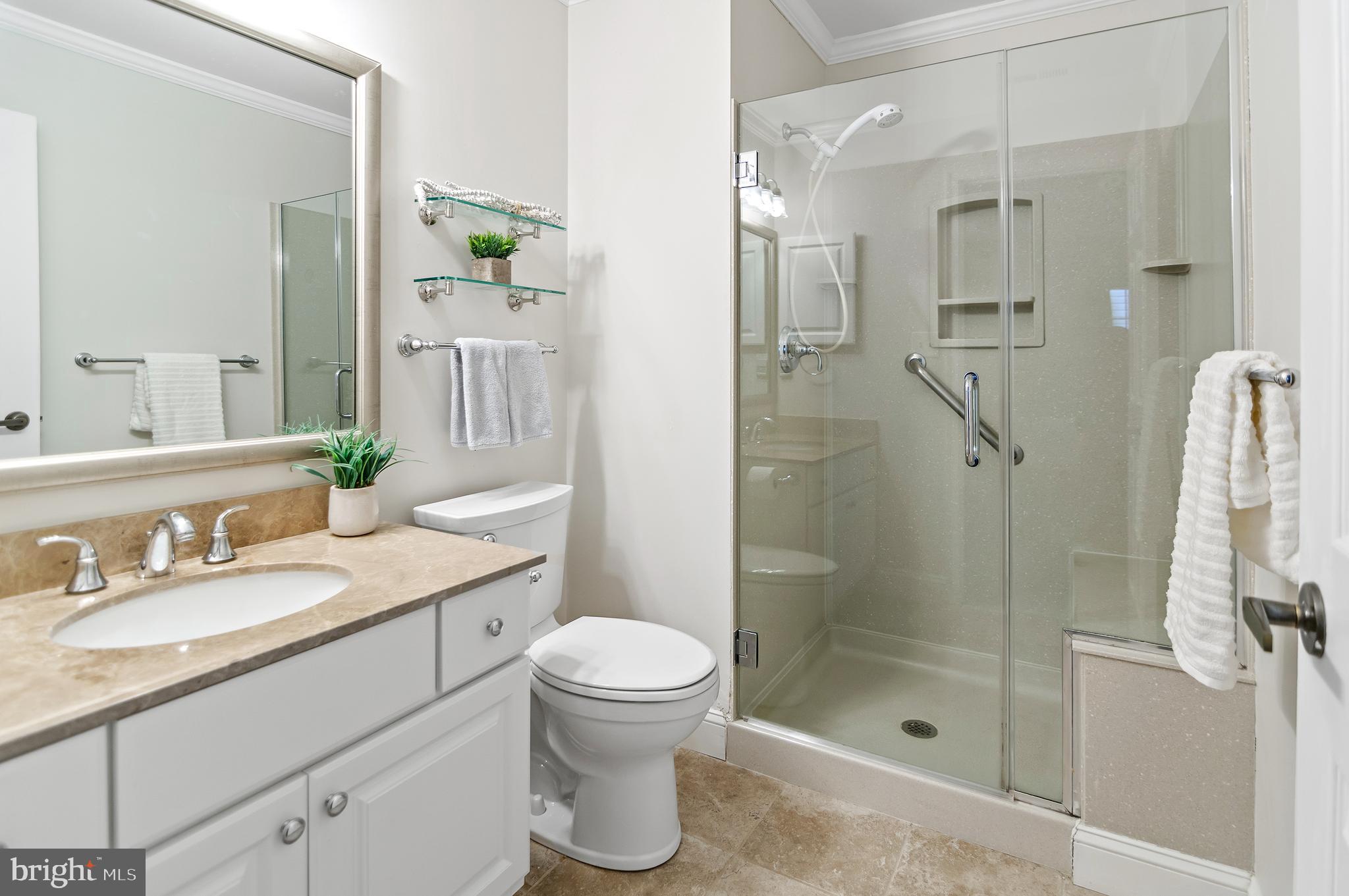 878 Rudder Way Annapolis, MD 21401 - Photo 23 of 35 Primary en-suite Bathroom