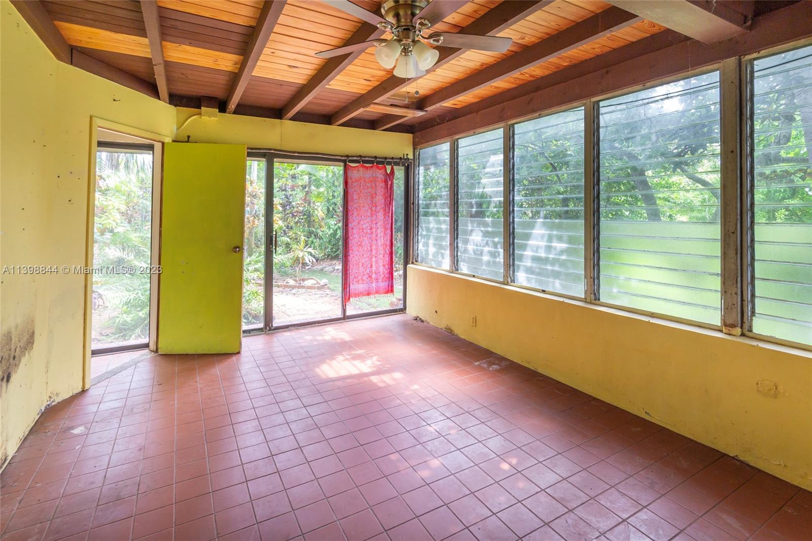 6600 Southwest 45th Street Miami, FL 33155 - Photo 24 of 27 a view of an empty room with a window