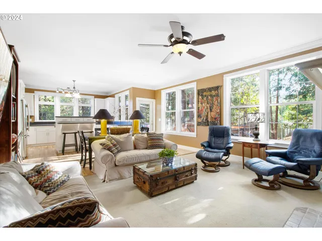 $1,175,000 | 375 West Elm Street, Jacksonville, OR 97530