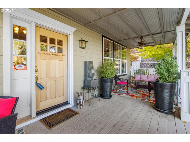 $1,175,000 | 375 West Elm Street, Jacksonville, OR 97530