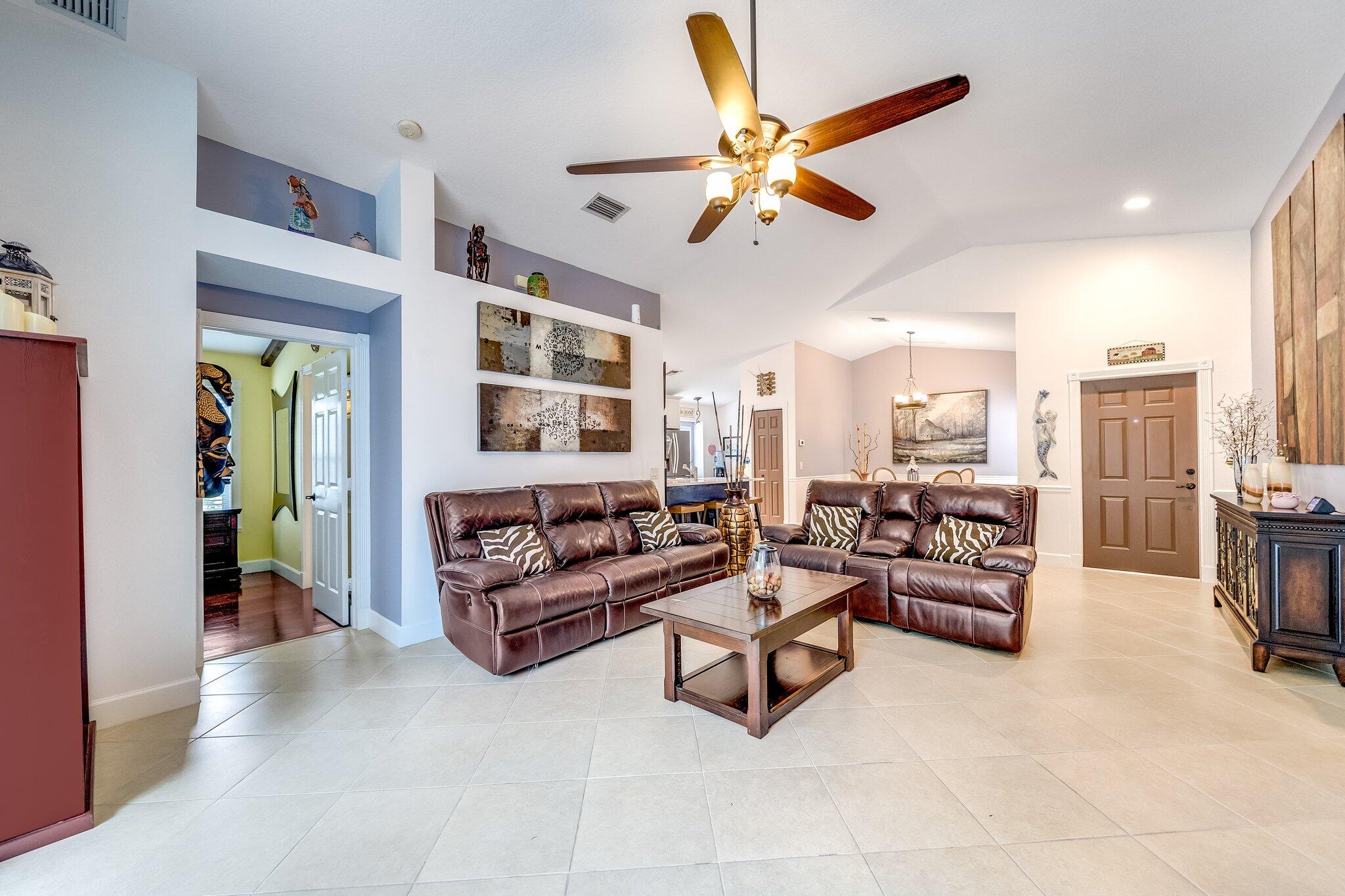 2511 Southwest Regency Road Stuart, FL 34997 - Photo 18 of 33 Living Room