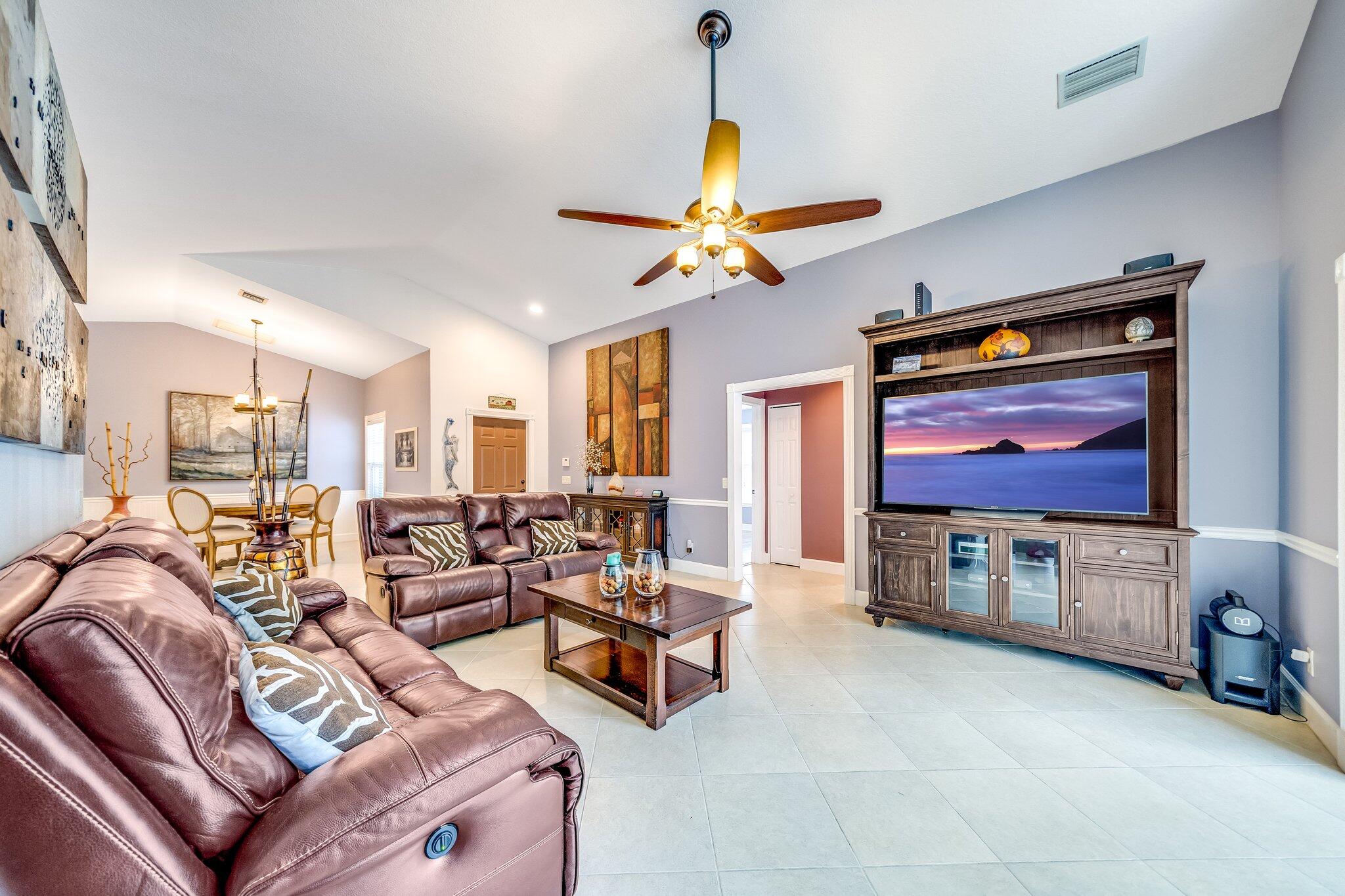 2511 Southwest Regency Road Stuart, FL 34997 - Photo 19 of 33 Living Room