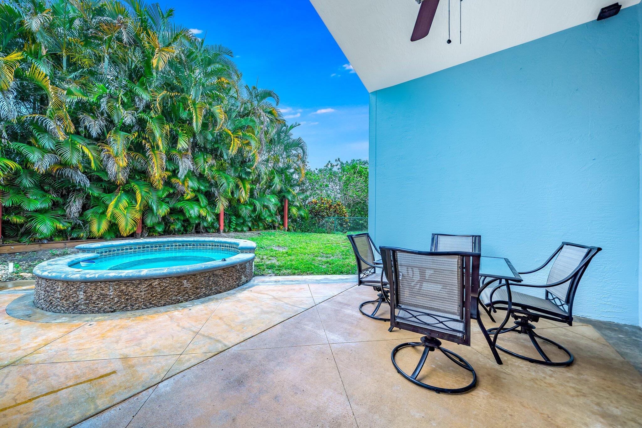 2511 Southwest Regency Road Stuart, FL 34997 - Photo 28 of 33 Covered Back Patio