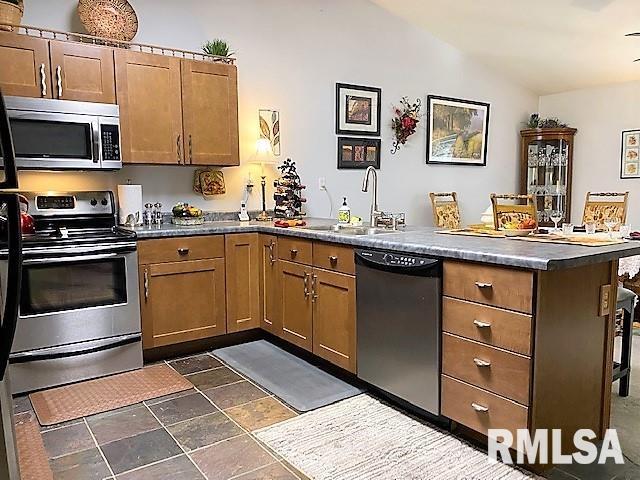 4301 Harvard Drive Springfield, IL 62712 - Photo 19 of 42 Gallery Image 19