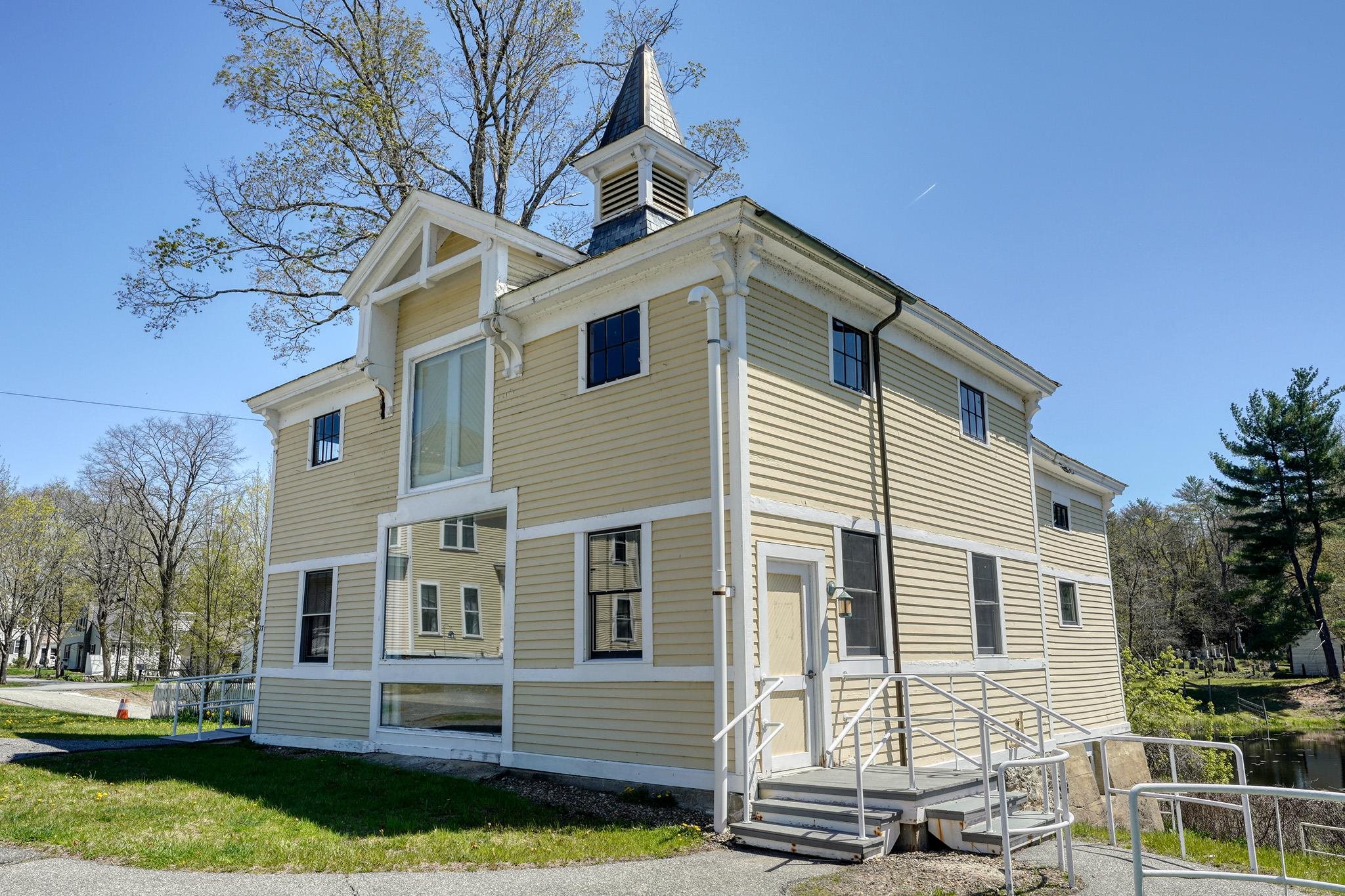 4 Common Road Walpole, NH 03608 - Photo 8 of 15