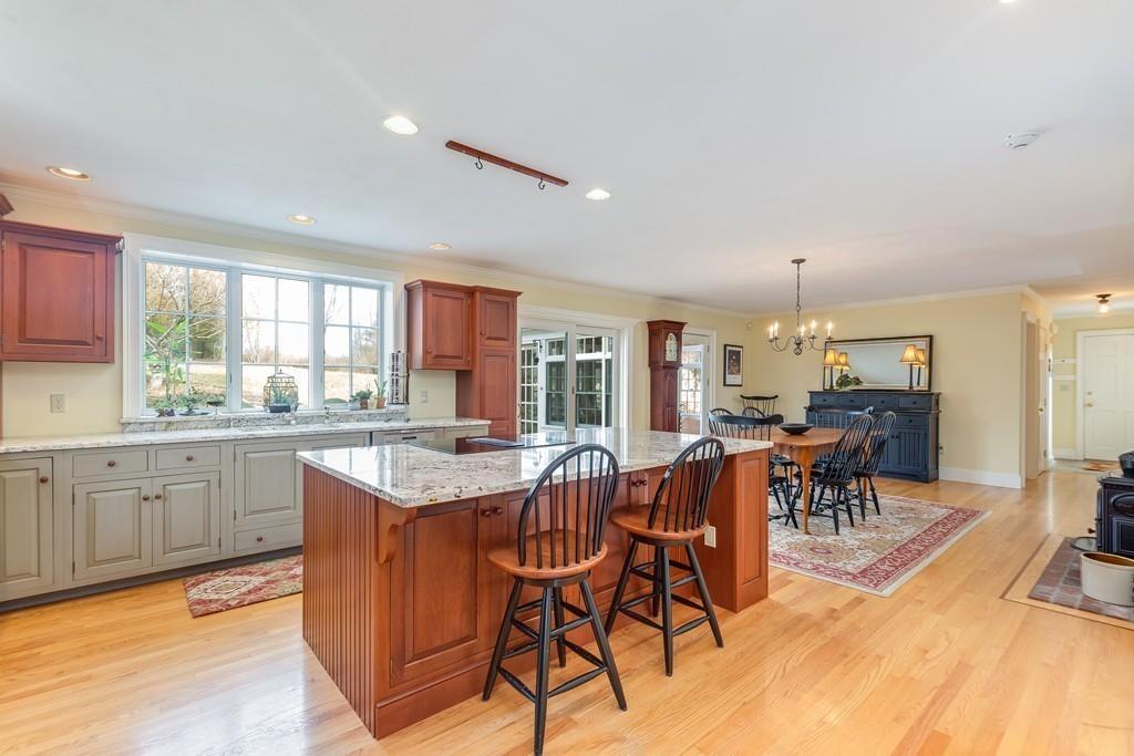 16 Spring Hill Road Merrimac, MA 01860 - Photo 4 of 32 Gallery Image 4