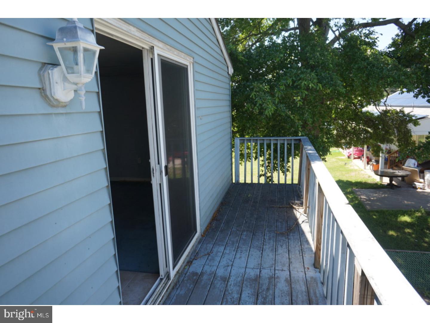 14 Cooper Avenue Clementon, NJ 08021 - Photo 18 of 25 Garage