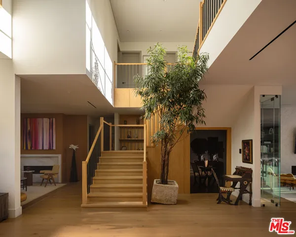 $14,995,000 | 455 North Bundy Drive, Los Angeles, CA 90049