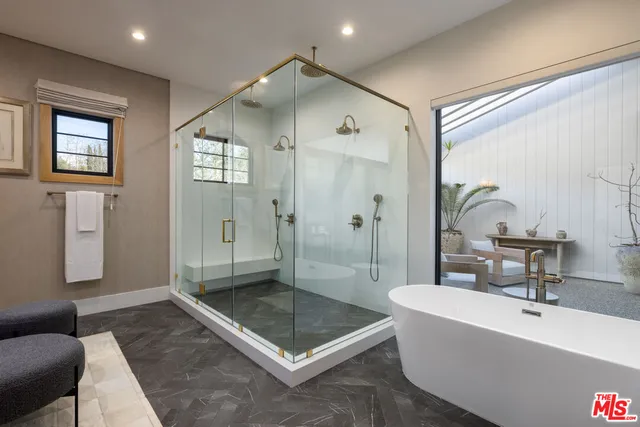 $14,995,000 | 455 North Bundy Drive, Los Angeles, CA 90049