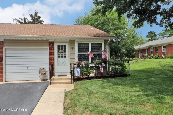 $127,000 | 107 B Constitution Boulevard, Whiting, NJ 08759