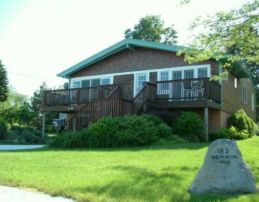 183 Mathewson Road Barrington, RI 02806 - Photo 3 of 34