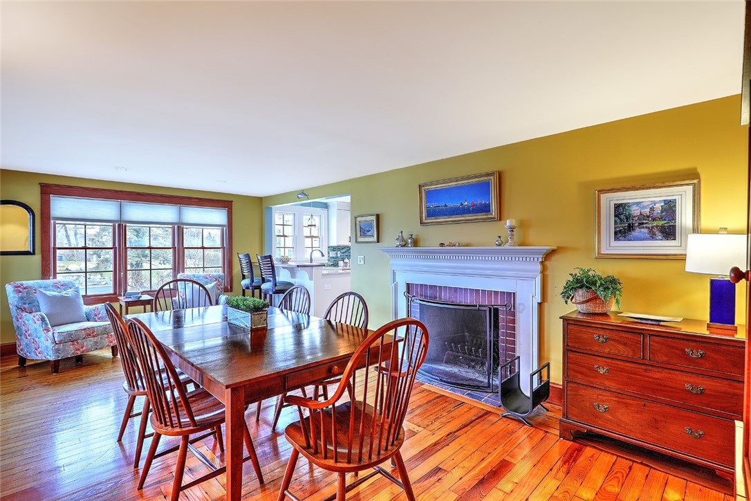 183 Mathewson Road Barrington, RI 02806 - Photo 8 of 34