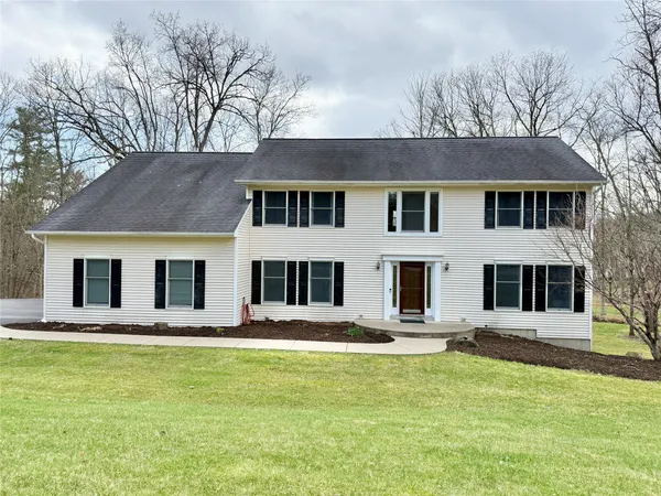 $585,275 | 15 Hemlock Lane, Binghamton, NY 13901