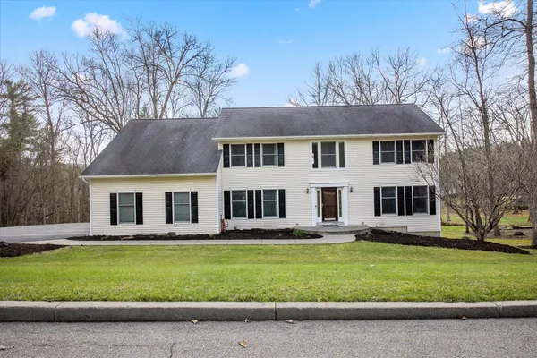 $585,275 | 15 Hemlock Lane, Binghamton, NY 13901