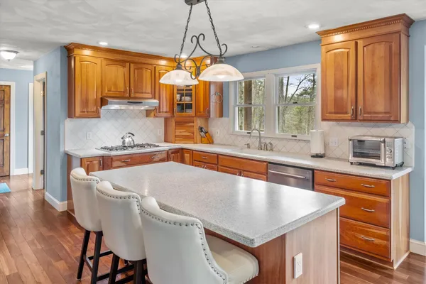 $585,275 | 15 Hemlock Lane, Binghamton, NY 13901