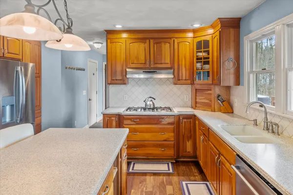 $585,275 | 15 Hemlock Lane, Binghamton, NY 13901