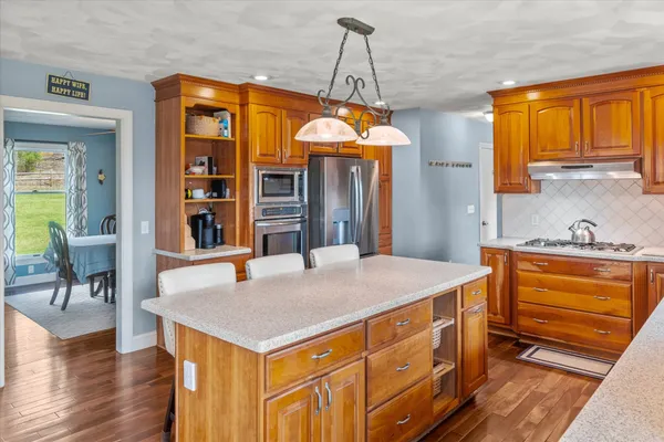 $585,275 | 15 Hemlock Lane, Binghamton, NY 13901